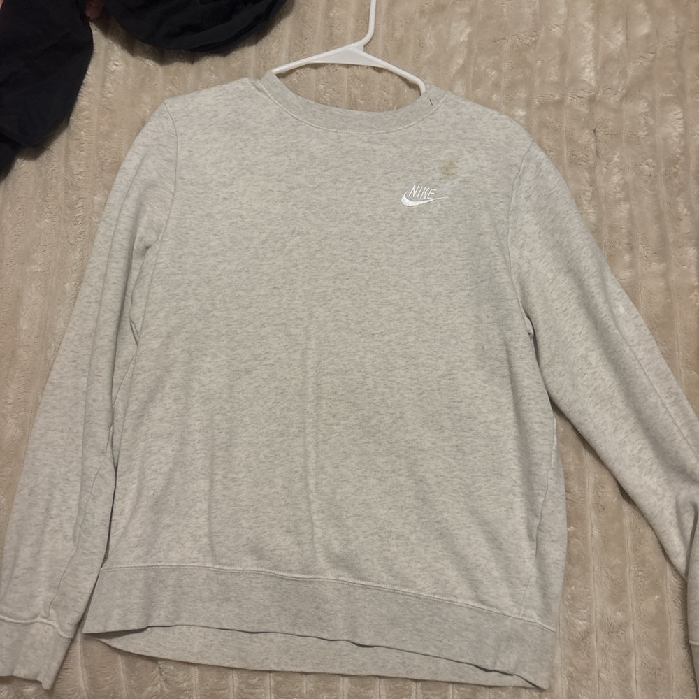 Nike Women's Heather Gray Crewneck Sweatshirt